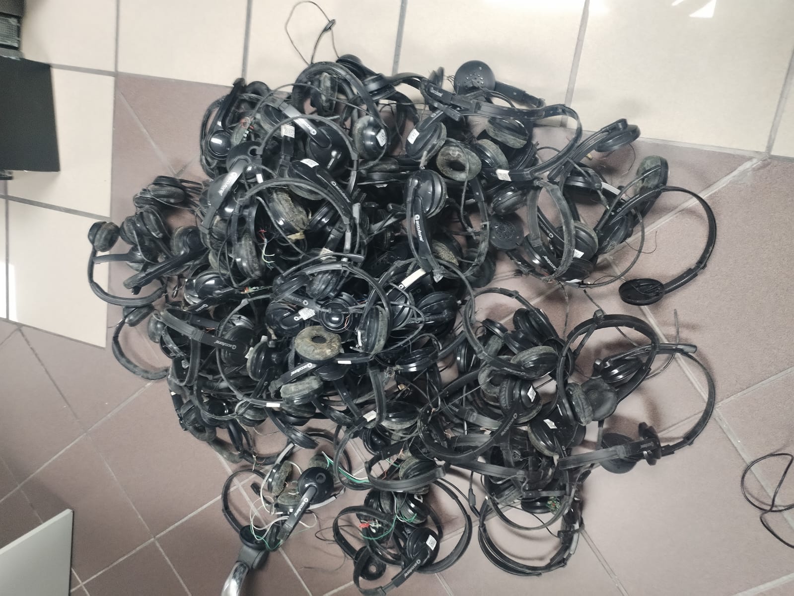 Reciclaje de periféricos y accesorios electrónicos